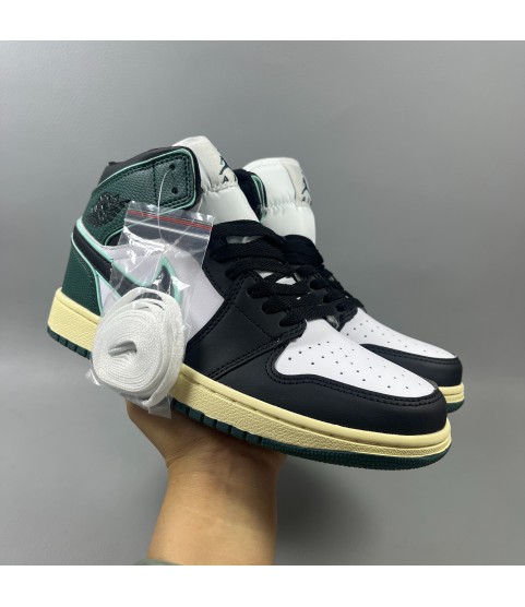 Jordan 1 - green