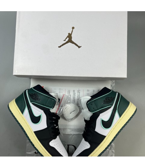 Jordan 1 - green