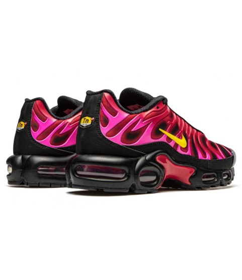 Supreme x Nike Air Max Plus TN Black Red - 357