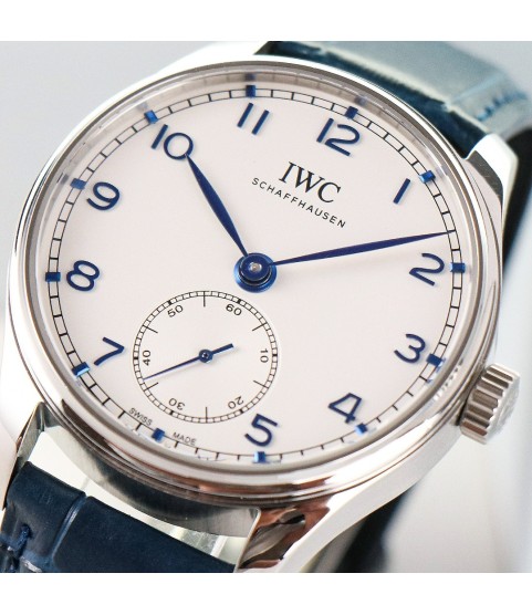 Часы IWC Portuguese с синими стрелками