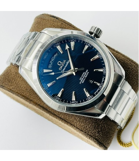 Часы Omega Seamaster с синим циферблатом