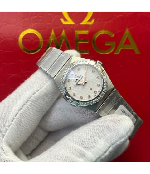 Часы Omega Constellation с бриллиантами