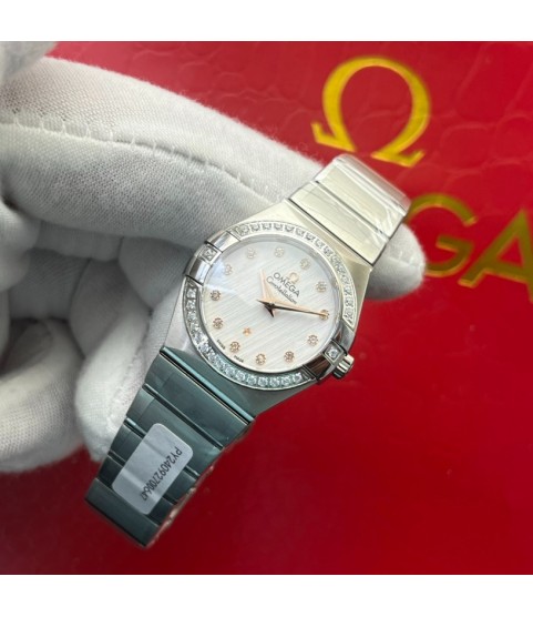 Часы Omega Constellation с бриллиантами